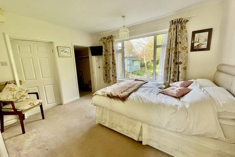 undefined, Church Lane, Moulton