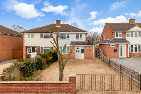 3 bedroom semi-detached house for sale, Hampden Drive, Kidlington