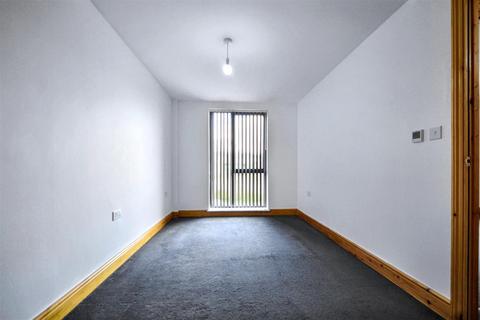 2 bedroom apartment to rent, Stanhope Road, Kingsthorpe, NN2