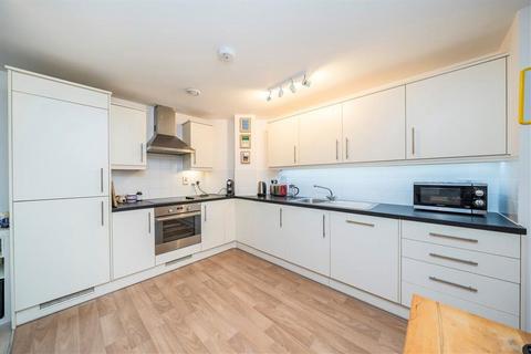 1 bedroom flat to rent, Seren Park Gardens, London SE3