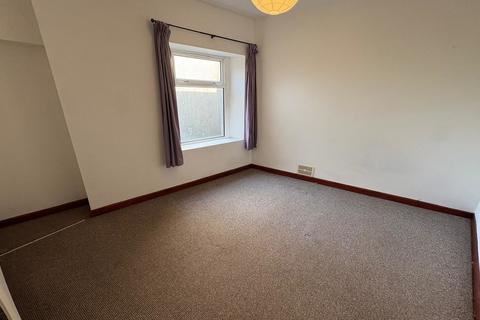 3 bedroom terraced house to rent, Approach Road, Manselton, Swansea