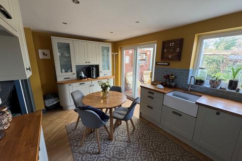 3 bedroom link detached house for sale, Winchester Close, Lichfield