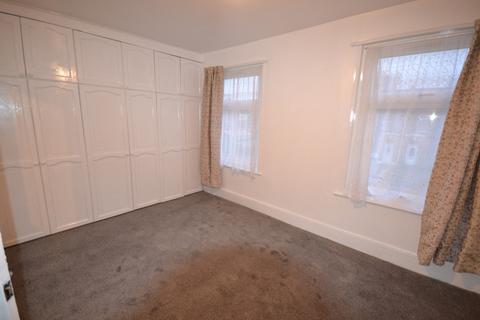 3 bedroom terraced house for sale, Sunnyside Road, Ilford