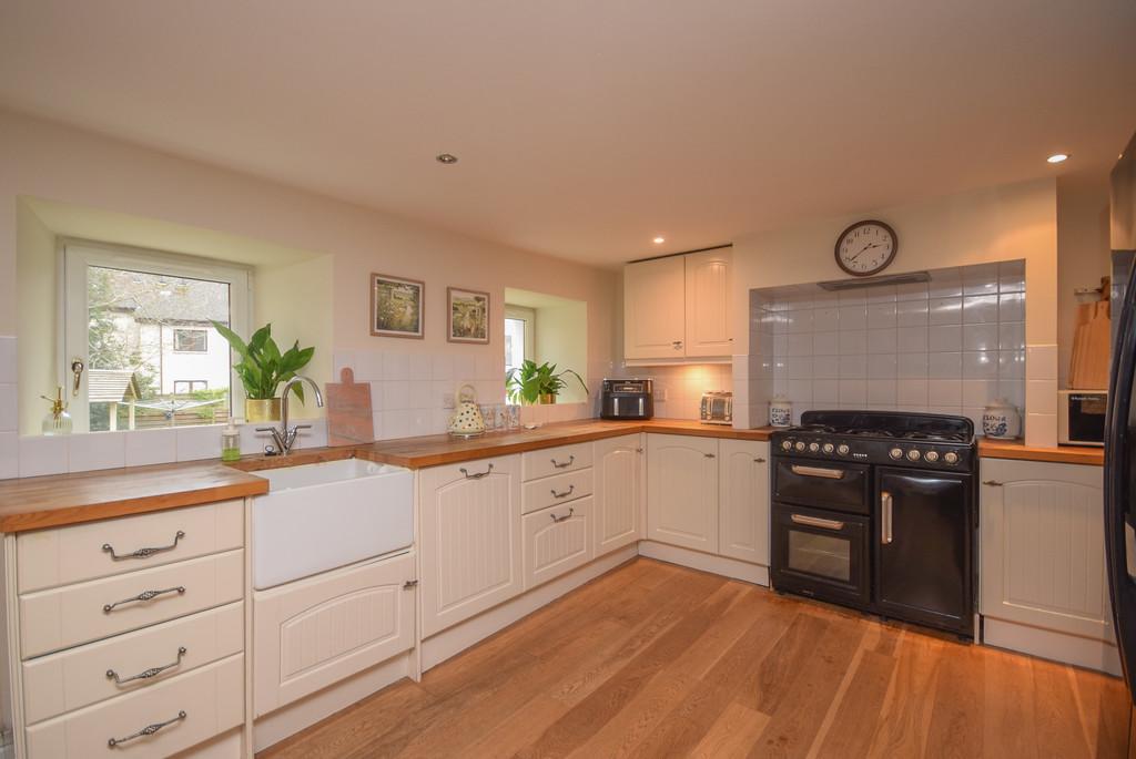 28 Cross Street, Scone, PH2 6 LR  - Kitchen