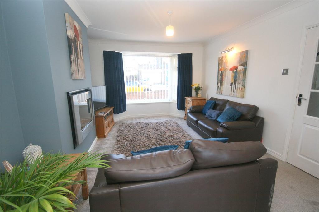 Living Room (2)