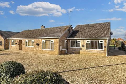 4 bedroom detached bungalow for sale, Leverington Common, Leverington, PE13