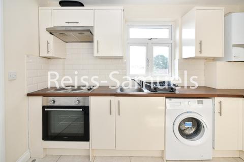 4 bedroom apartment to rent, High Street, Whitton TW2