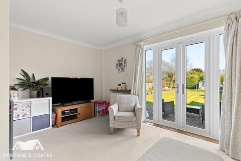 2 bedroom end of terrace house for sale, Chippingfield, Harlow