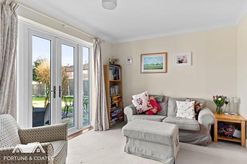 19 Chippingfield, Harlow, CM17 0DH