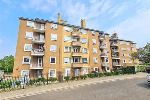 2 bedroom ground floor flat to rent, Tulse Hill, Brixton, London,