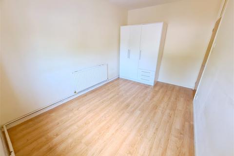 2 bedroom ground floor flat to rent, Tulse Hill, Brixton, London,