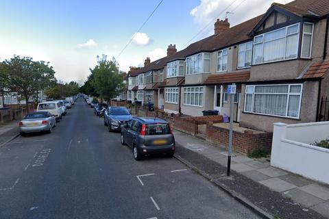 3 bedroom end of terrace house for sale, Beckway Road, London