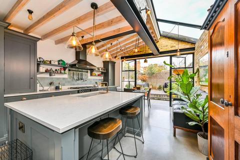 undefined, Highbury Hill, Highbury, London, N5