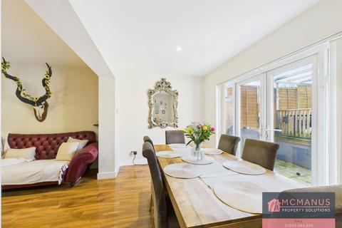35 Skylark Corner, Stevenage, SG2 9NL