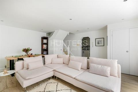 2 bedroom apartment to rent, Alkham Road, London, N16