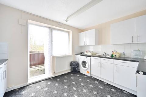 3 bedroom flat to rent, Sheephouse Way, New Malden, KT3