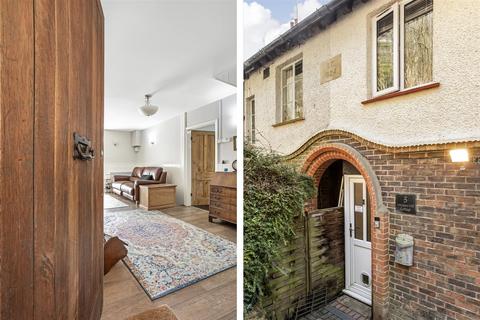 3, Winders Hill Cottages Quarry Road, Godstone, RH9 8DQ