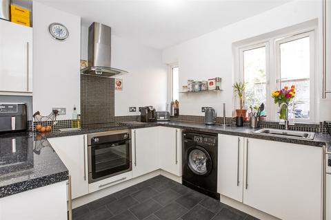 3, Winders Hill Cottages Quarry Road, Godstone, RH9 8DQ