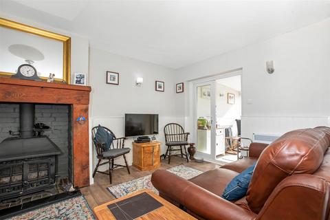 3, Winders Hill Cottages Quarry Road, Godstone, RH9 8DQ