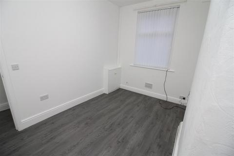 2 bedroom terraced house for sale, Wheler Street, Manchester M11