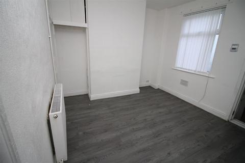 2 bedroom terraced house for sale, Wheler Street, Manchester M11