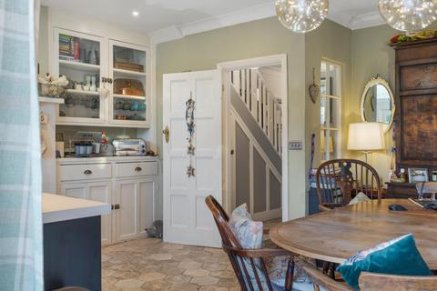 138 Boston Manor Road, Brentford, TW8 9LN