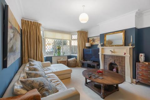 138 Boston Manor Road, Brentford, TW8 9LN