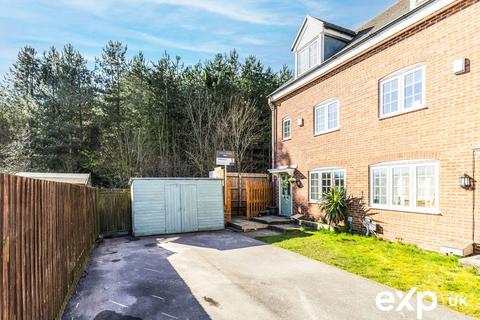 3 bedroom semi-detached house for sale, St. Stephens Road, Newark NG22