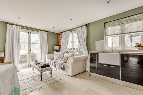 undefined, Brompton Park Crescent, West Brompton, Fulham, London