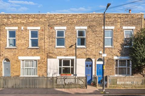 3 bedroom terraced house for sale, Storks Road, London