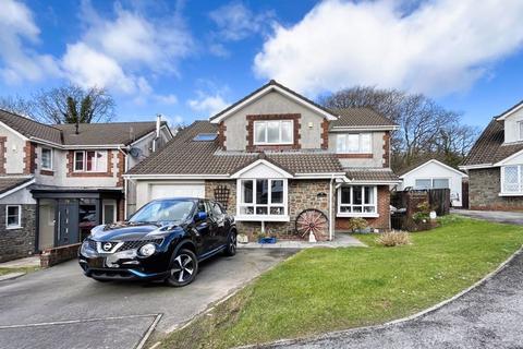 4 bedroom detached house for sale, The Meadows, Cimla, Neath, SA11 3XF