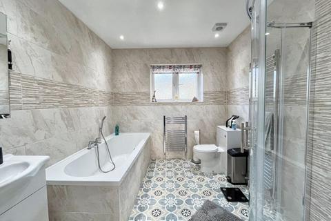 68 The Meadows, Cimla, Neath, SA11 3XF
