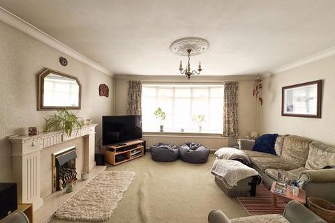 5 bedroom detached house for sale, RAVENDALE ROAD, CLEETHORPES