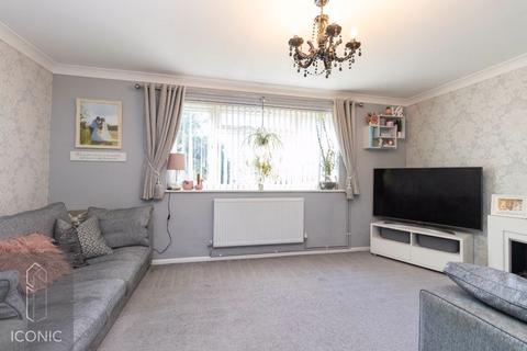 3 bedroom terraced house for sale, Desmond Drive, Old Catton, Norwich.