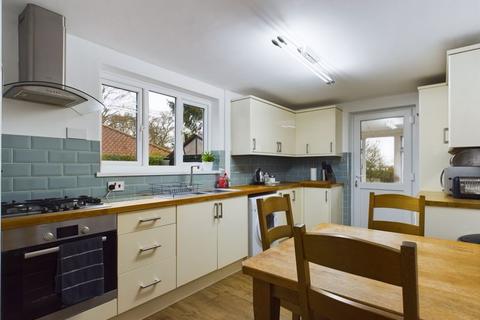 3 bedroom end of terrace house for sale, 1 Coronation Cottages, Main Road, Stixwould