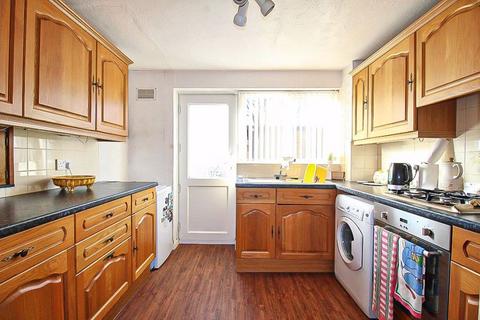 3 bedroom semi-detached house for sale, Autumn Drive, LOWER GORNAL, DY3 2EZ