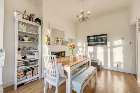 101 Burland Avenue, Wolverhampton, WV6 9JG