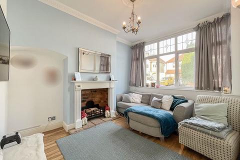 101 Burland Avenue, Wolverhampton, WV6 9JG