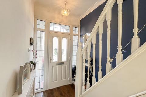 101 Burland Avenue, Wolverhampton, WV6 9JG