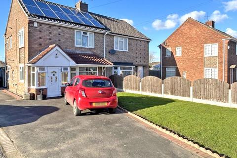 3 bedroom semi-detached house for sale, Sussex Avenue, Wednesbury