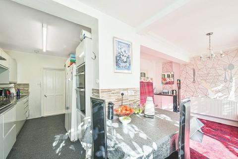 4 bedroom house for sale, Wentworth Close, West Finchley, London, N3