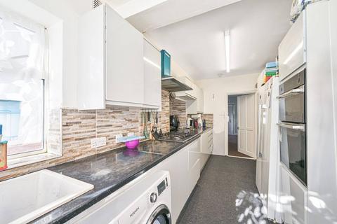 4 bedroom house for sale, Wentworth Close, West Finchley, London, N3