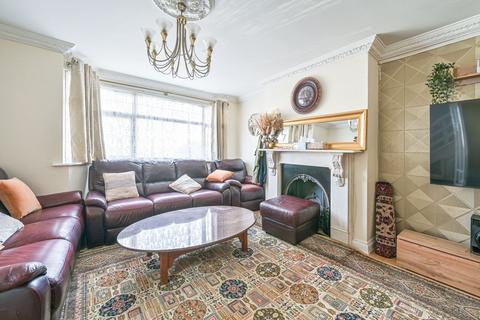 Wentworth Close, West Finchley, London, N3