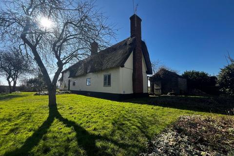 4 bedroom country house for sale, Brettenham Road, Rattlesden