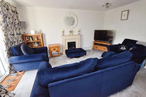 27 Oak Close, Exminster, Exeter, EX6 8ST