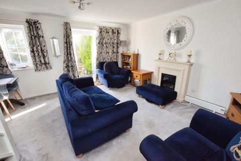 27 Oak Close, Exminster, Exeter, EX6 8ST