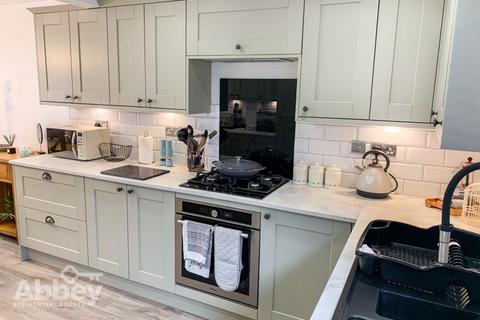 2 Llys Dwfnant, Melincourt, Neath, SA11 4BH