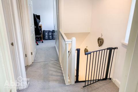 2 Llys Dwfnant, Melincourt, Neath, SA11 4BH