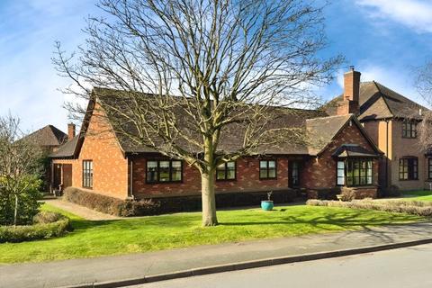 3 bedroom detached bungalow for sale, Foxes Meadow, Sutton Coldfield, B76 1AW