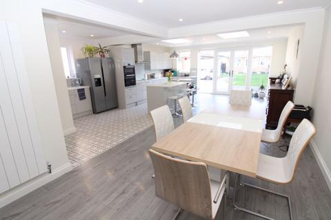 5 bedroom semi-detached house for sale, Coulsdon